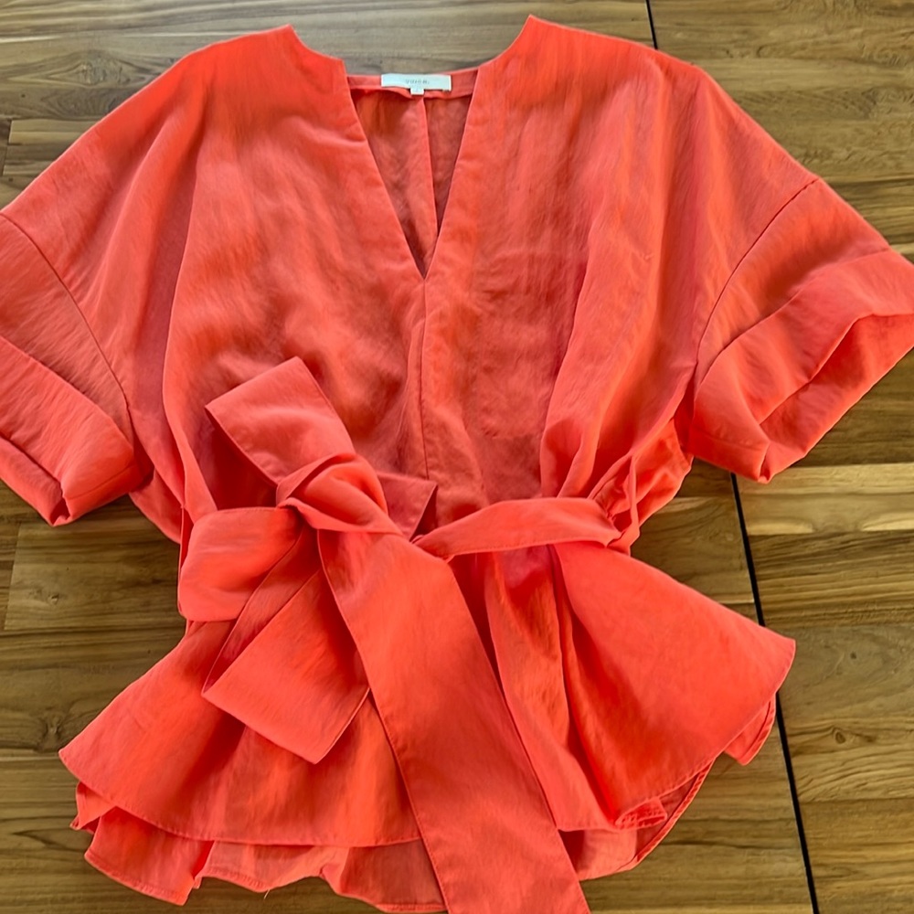 Vince wrap front blouse with low v- neck  size S. Good condition